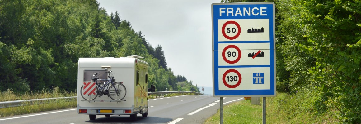 driving-in-france-1160x400